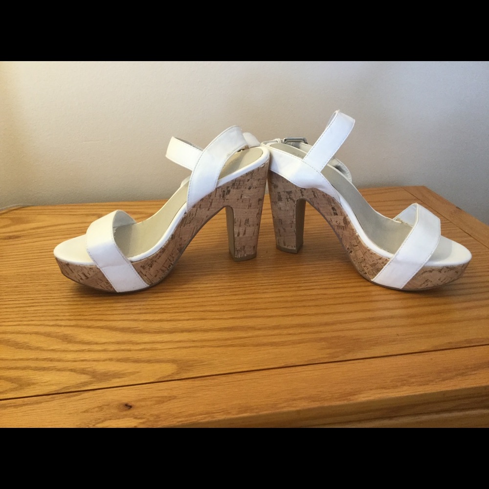 Simple Cork Heeled Sandals Size 9 EUC